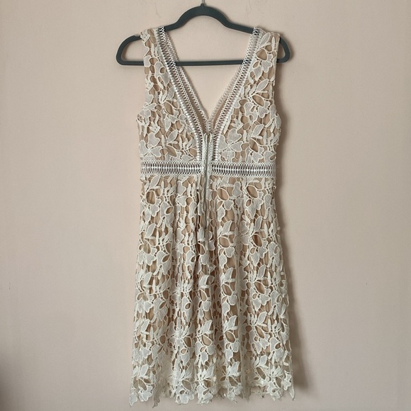 Romeo and Juliet white lace sleeveless dress medium - Picture 5 of 9